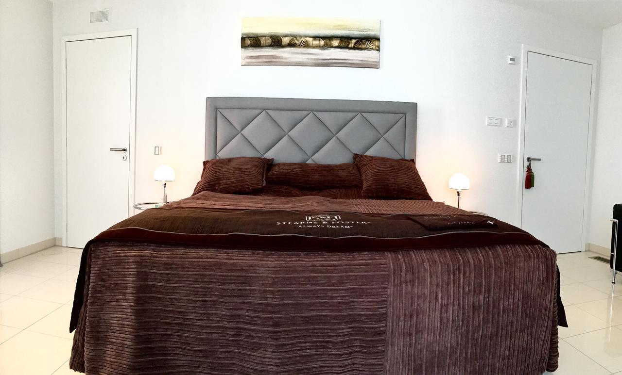 Suites & Spa Estugarda Exterior foto