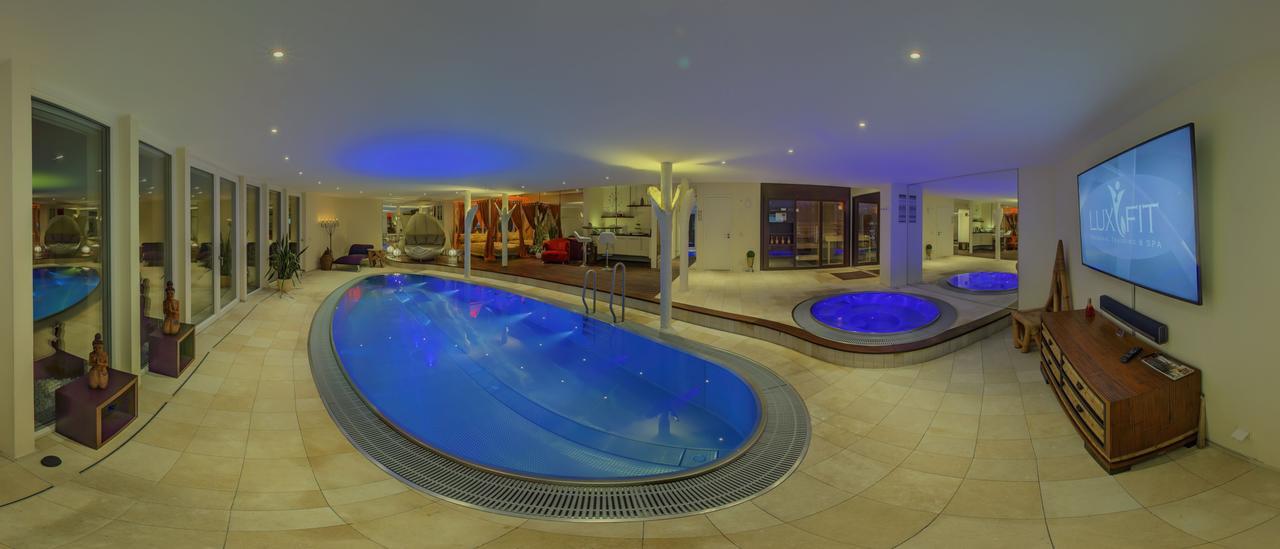 Suites & Spa Estugarda Exterior foto